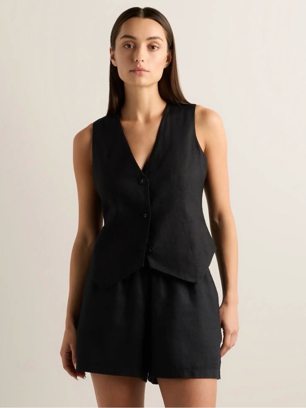 Quince 100% European Linen Vest- Black M
